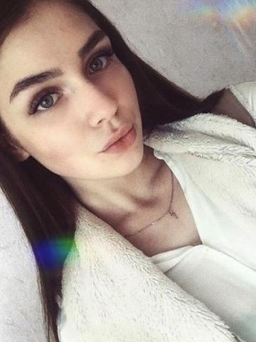 Викуся